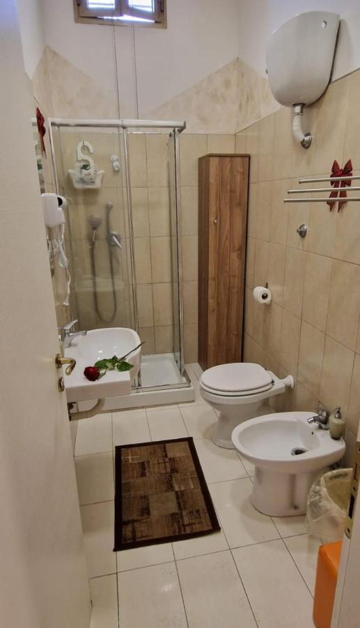 Home Regina Giovanna Napoli Ngoại thất bức ảnh